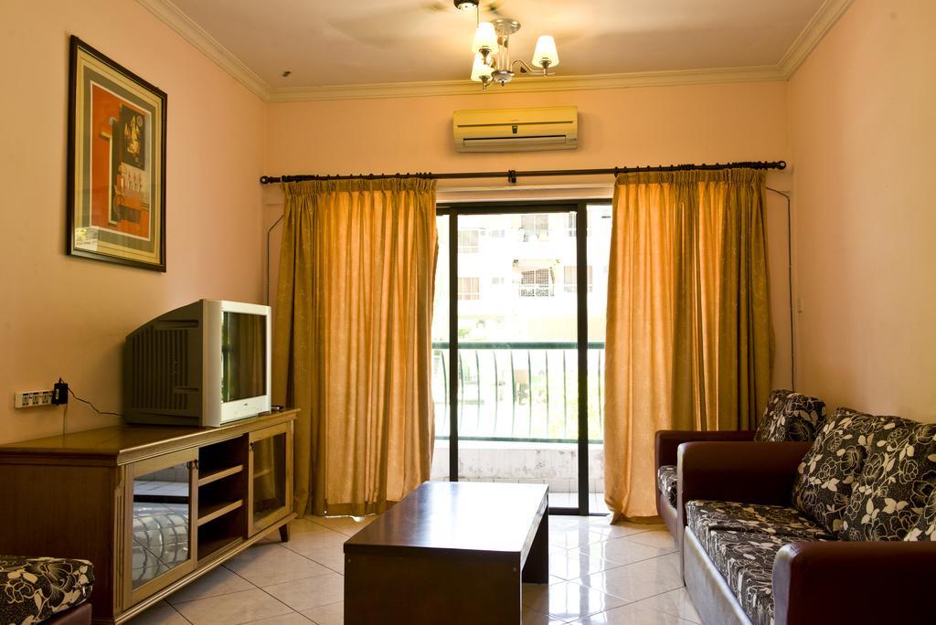 Ferienwohnung Nana Marina Court Kota Kinabalu Exterior foto